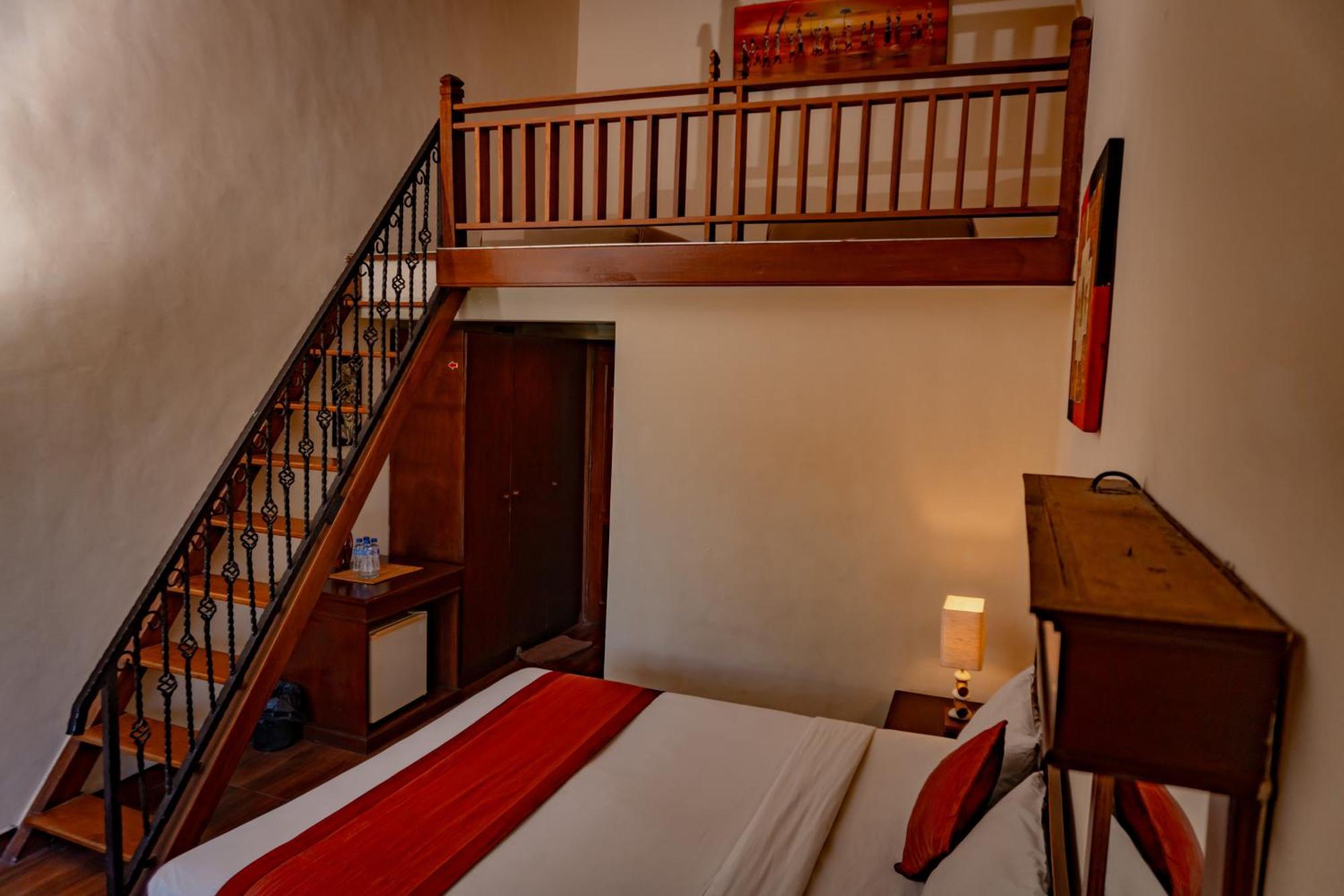 Hotel Puri Dibia Kuta Кута Экстерьер фото