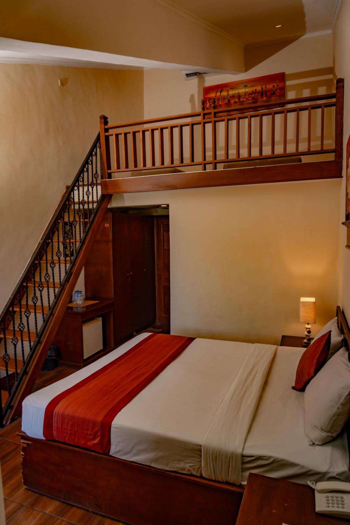 Hotel Puri Dibia Kuta Кута Экстерьер фото
